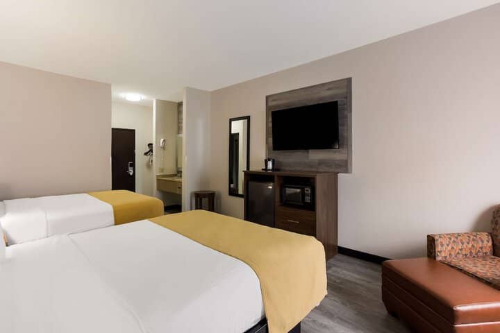 Room 15 of 39