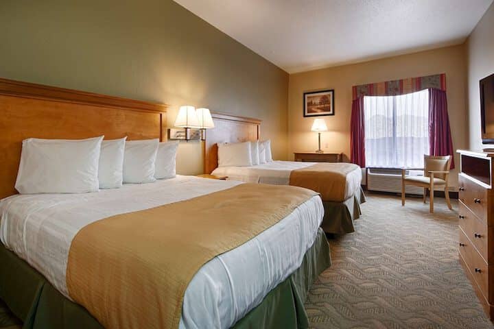 Room 8 of 39